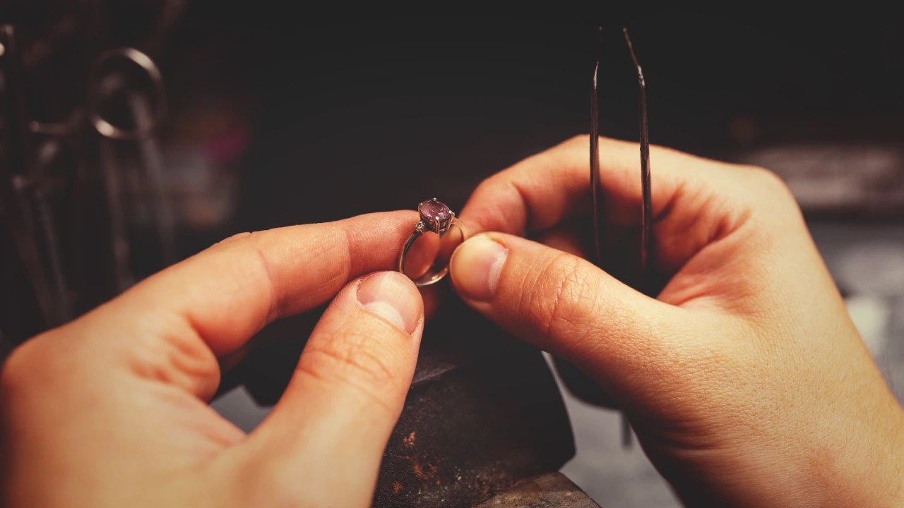 Beyond DIY: Why Expert-Led AI Workflows Deliver Superior Learning Solutions