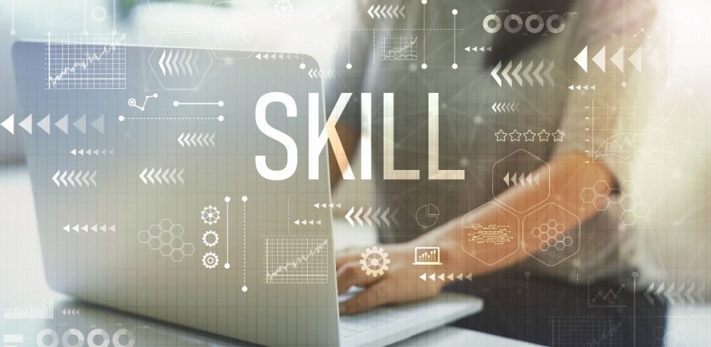 Illustration of skills gaps being bridged by microcredential learning pathways